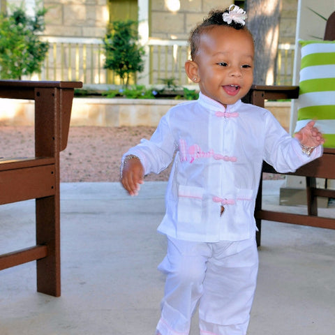Cotton Pajamas with Snapping Frog Buttons - White with Pink Gingham Elephant (3 Years)
